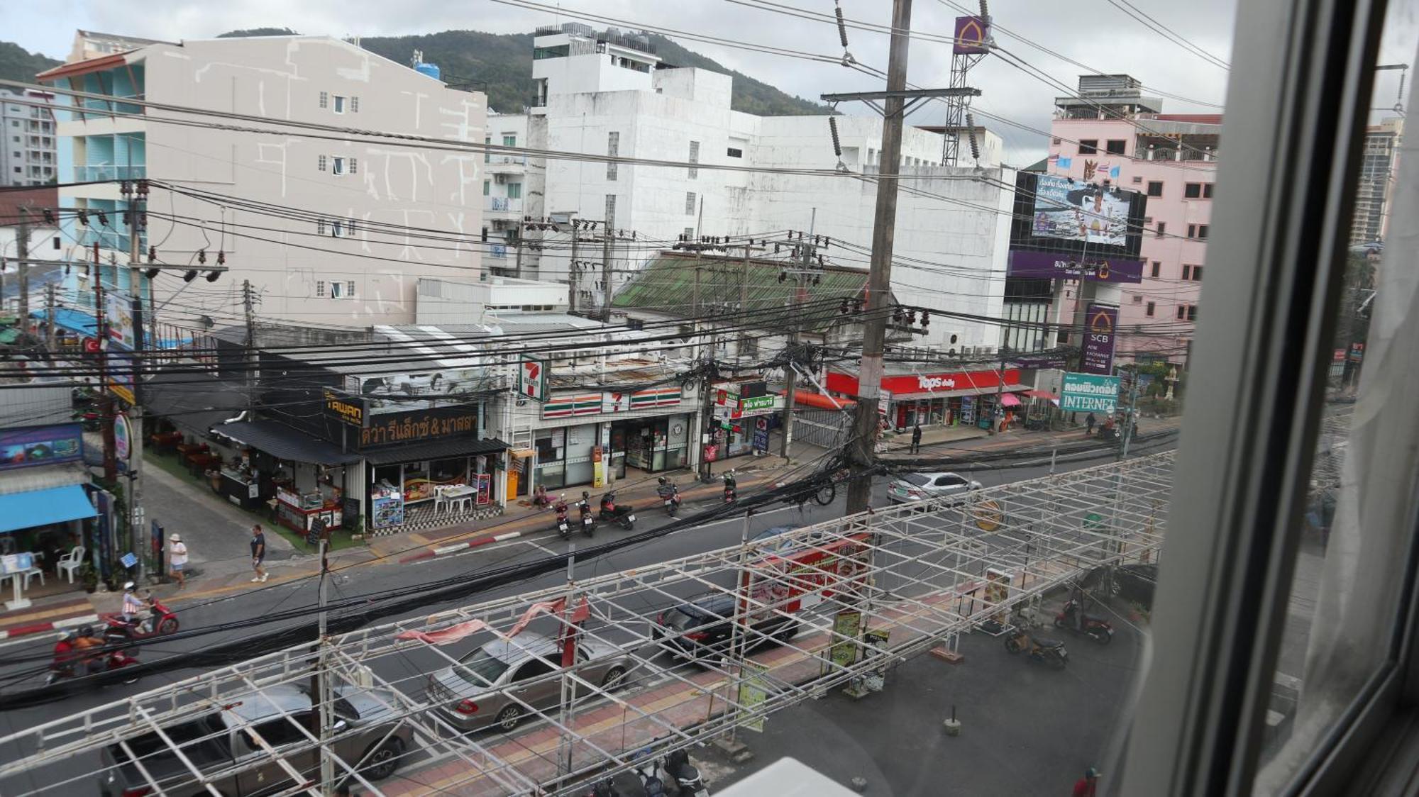 Отель Patong Triple P Экстерьер фото